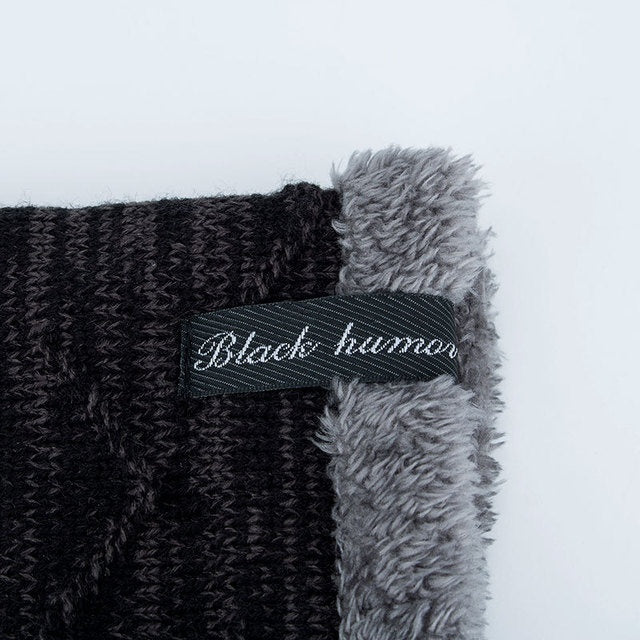 Knitted woolen cap to keep warm in winter - Urban Caps