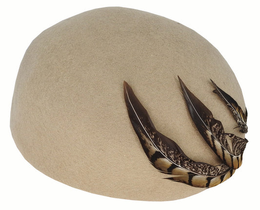 Women’s Structured Wool Felt Beret with Feather Accent and Adjustable Fit