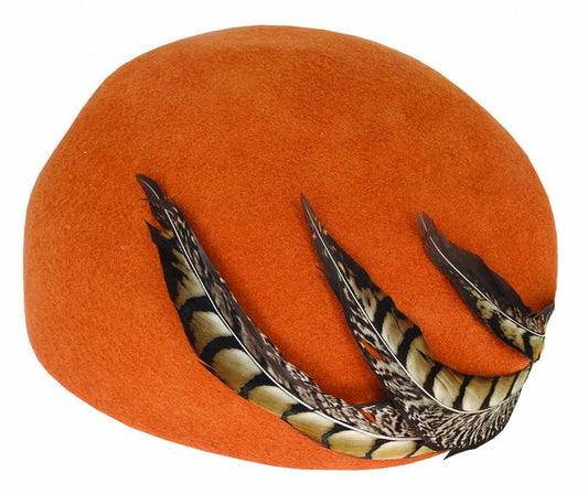 Women’s Structured Wool Felt Beret with Feather Accent and Adjustable Fit