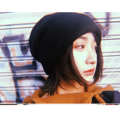 Simple Solid Color Knitted Hat: Classic Style and Warmth - Urban Caps 