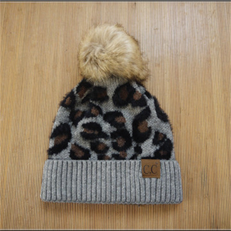 Women's Flanging Wool Ball Pile Woolen Hat - Urban Caps 