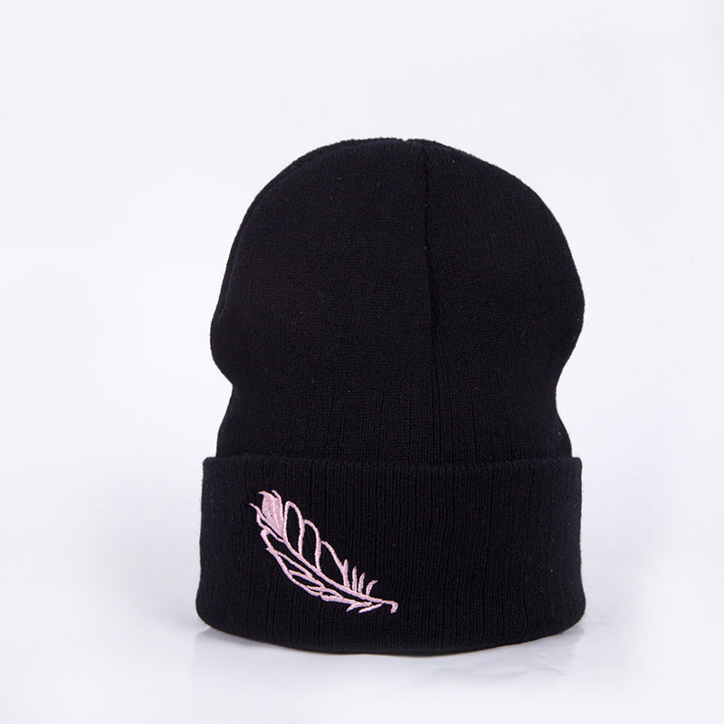 Men's And Women's Versatile Embroidered Feather Knit Hat - Urban Caps 