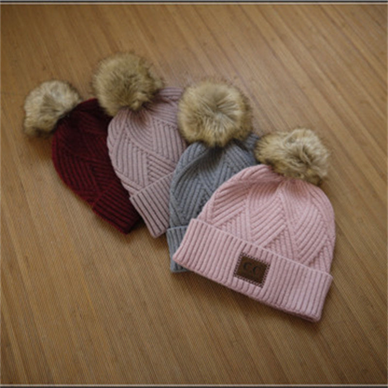 Women's Flanging Wool Ball Pile Woolen Hat - Urban Caps 