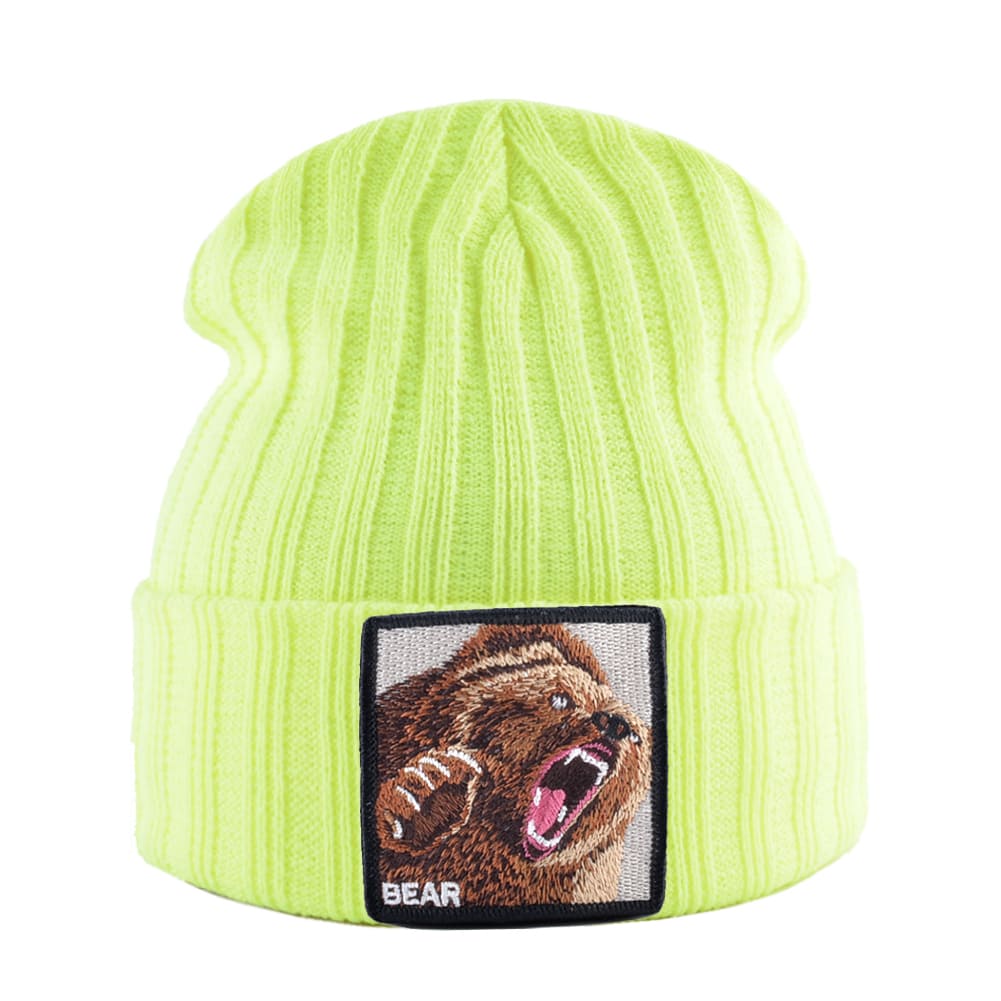 elastic-winter-hat-wild-animal-grizzly