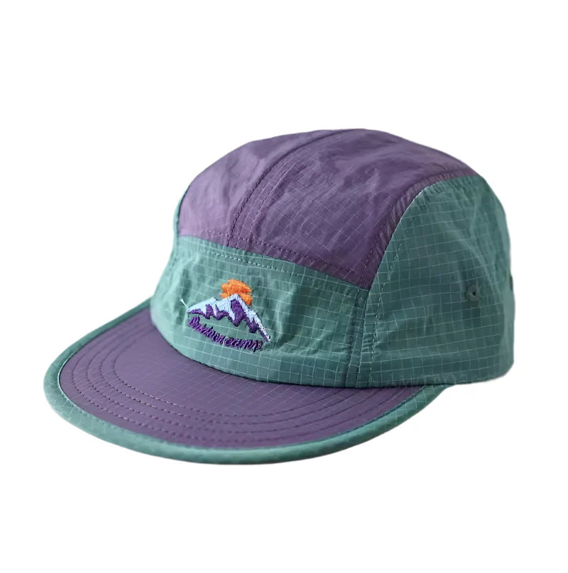 Bicolor Short Brim Patchwork Baseball Cap - Casual Patchwork Cap With Two Tone Appeal