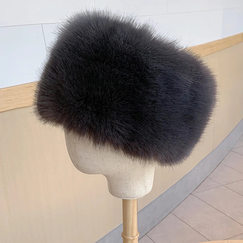Helsinki Fluffy Fur Beanie in Dark Grey
