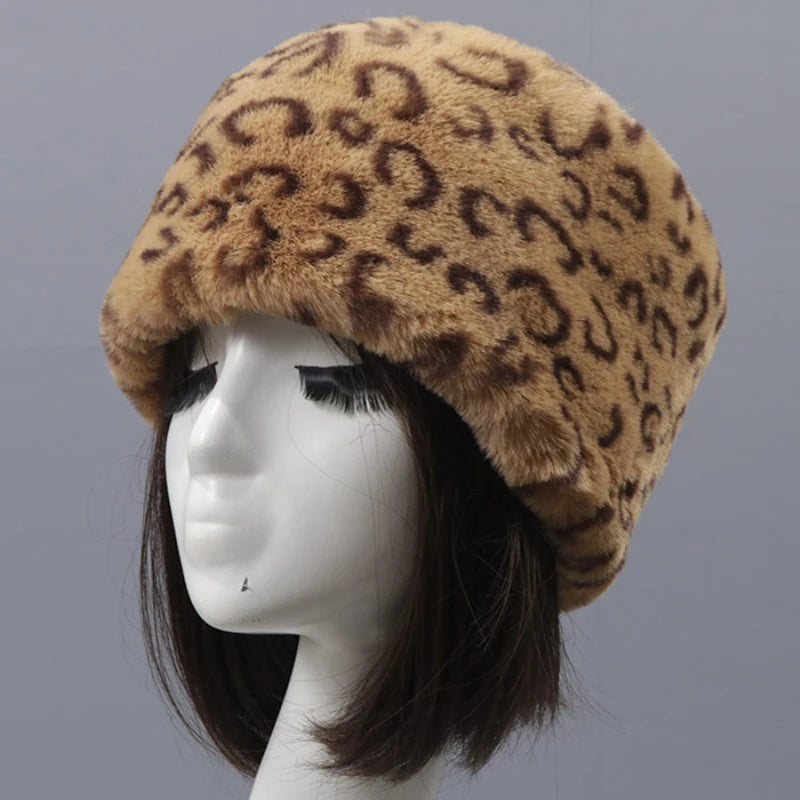 Dudinka Leopard Fur Trapper Hat in Brown