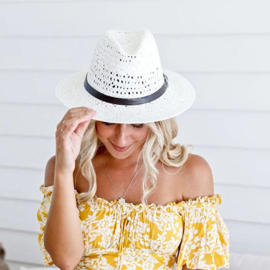 Women’s Fedora Style Straw Hat with Adjustable Fit & Leather Band