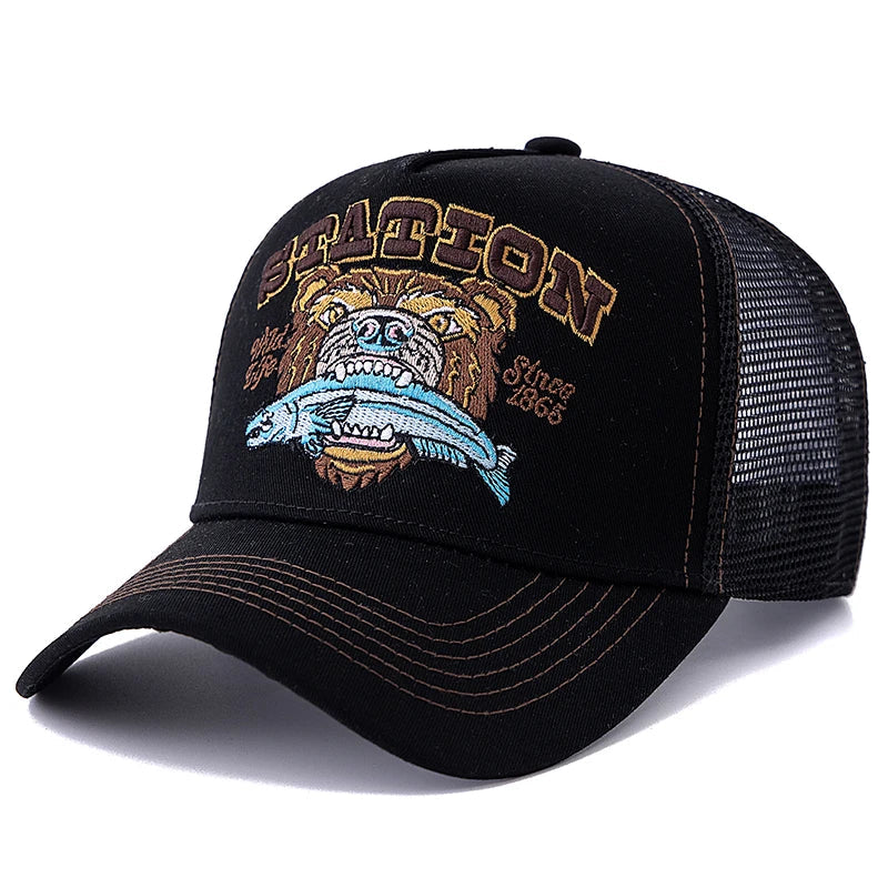 Hunting Bear Station Trucker Cap - Rugged Trucker Hat With Classic Silhouette For Hunting
