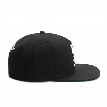 Black Snapback Cap – Flat Brim Streetwear Adjustable Hat