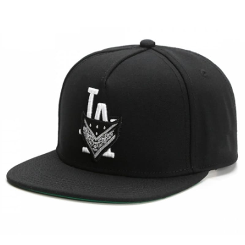 Black Snapback Cap – Flat Brim Streetwear Adjustable Hat