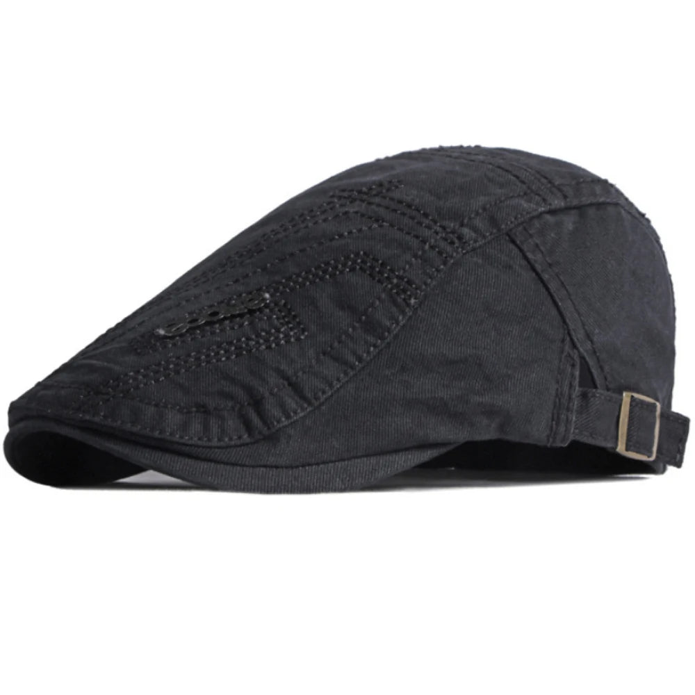 Guildford Letter-Pattern Beret in Black