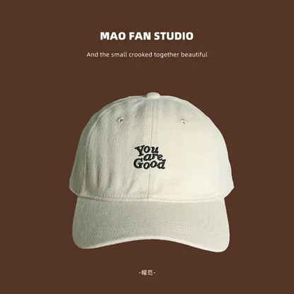 Harborne Retro Peaked Cap in Creamy-White