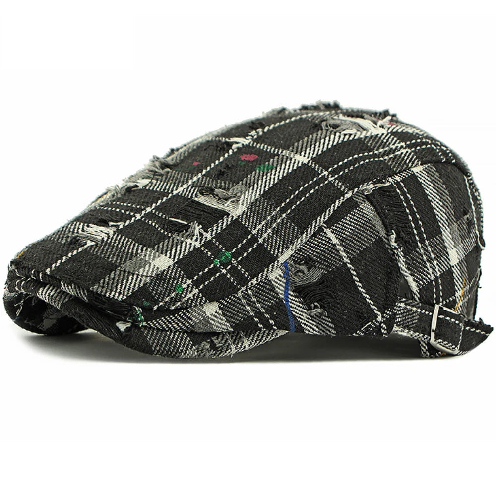 Stroud Vintage Plaid Beret in Black