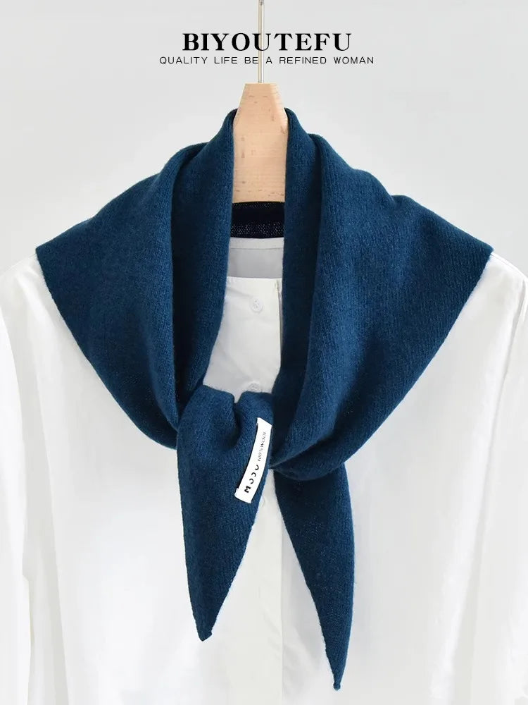 Marlborough Merino Wool Triangle Scarf in Navy