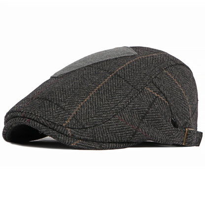 Braemar Plaid Wool Beret in Black