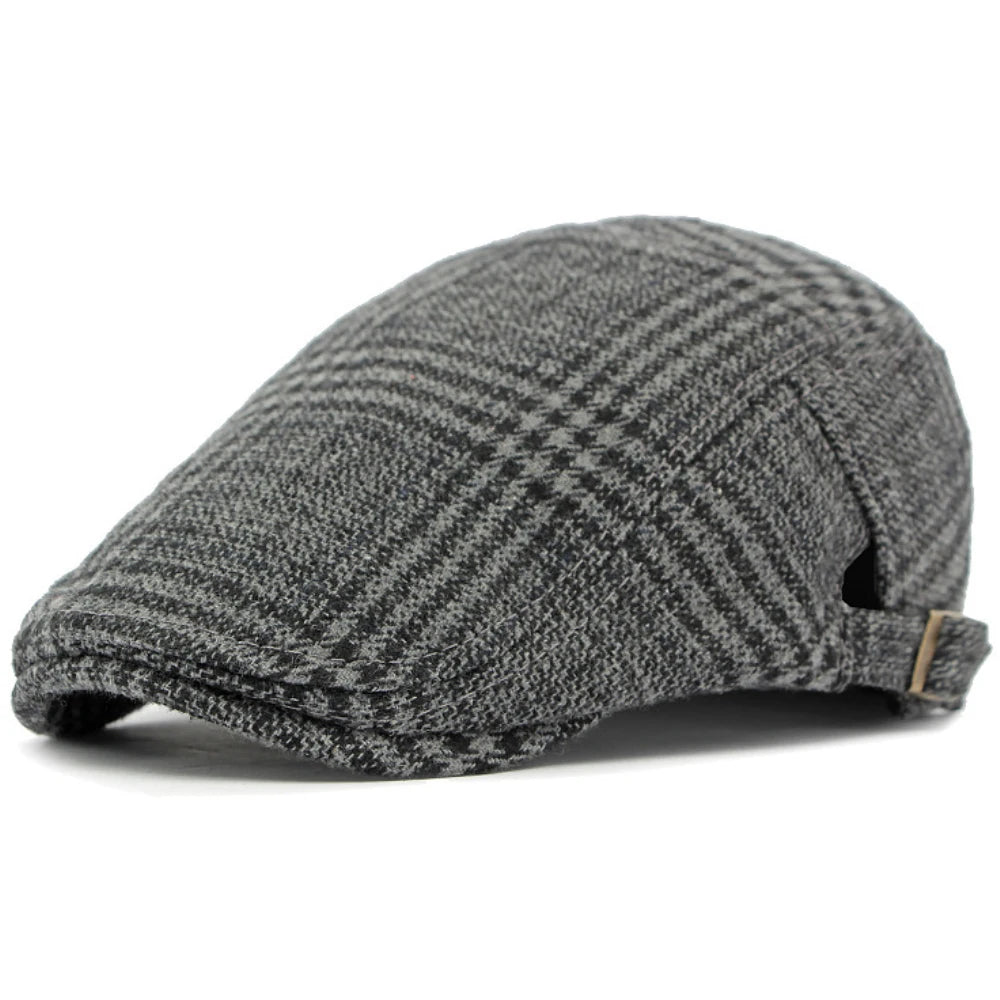 Reading Plaid Artist Beret in Grey Black