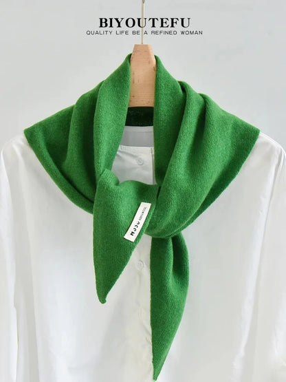 Marlborough Merino Wool Triangle Scarf in Green