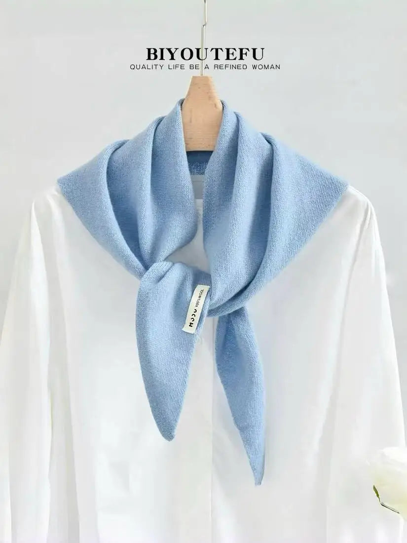 Marlborough Merino Wool Triangle Scarf in Light Blue