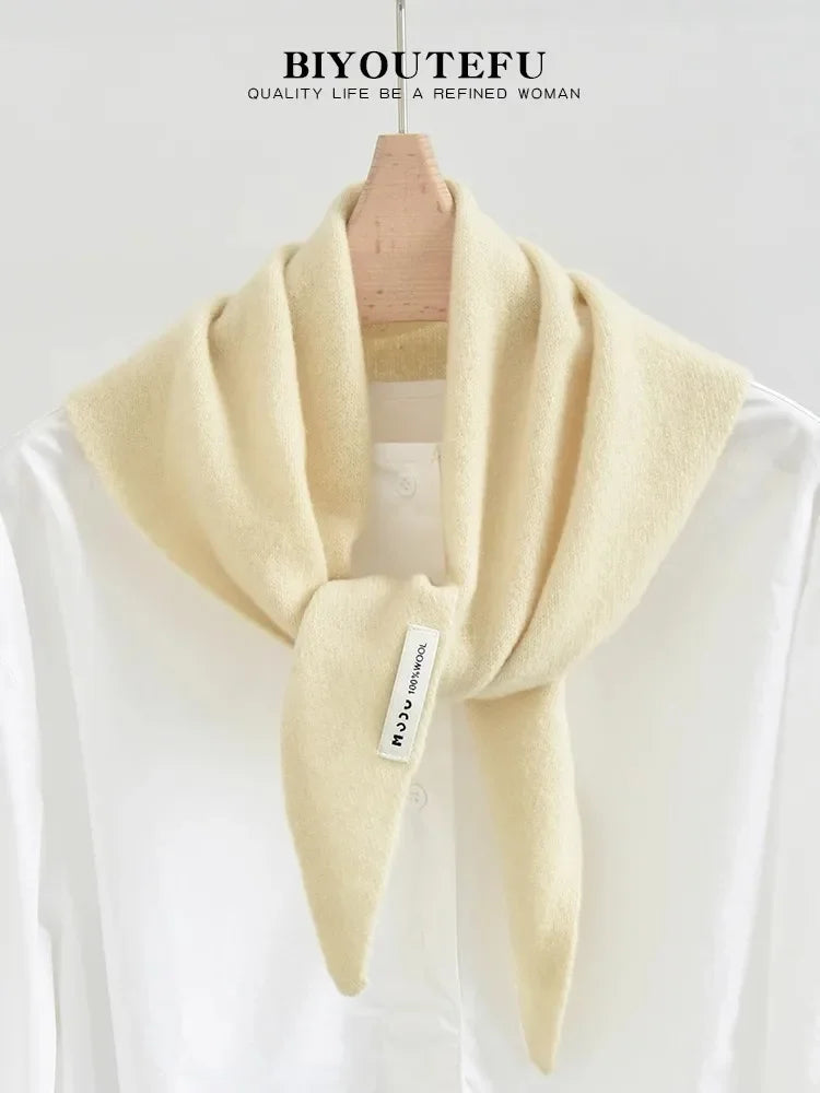 Marlborough Merino Wool Triangle Scarf in White