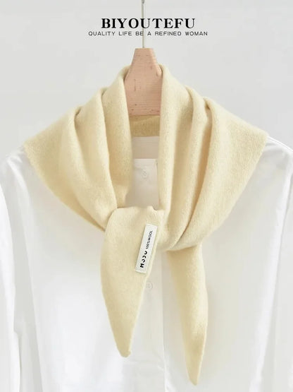 Marlborough Merino Wool Triangle Scarf in White