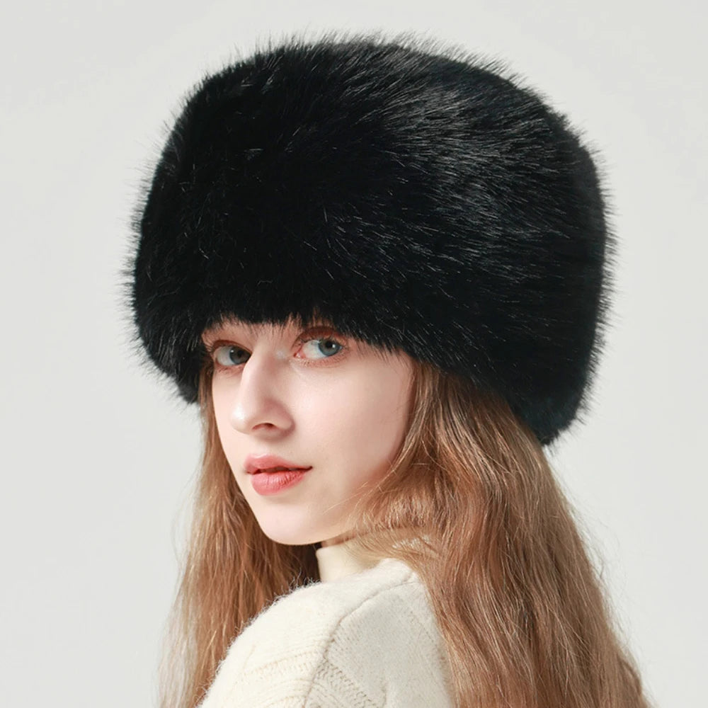 Vorkuta Fur Bomber Trapper Hat in Black