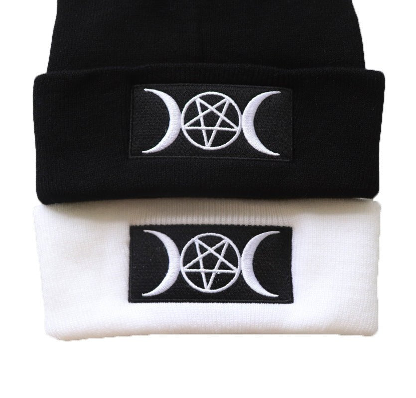 Trendy Star GOTH Beanie - Urban Caps